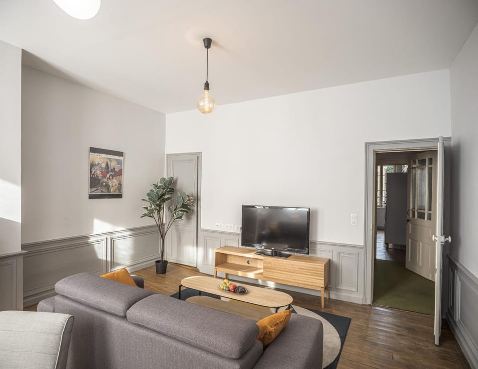 Communal lounge/ TV room, TV and multimedia
