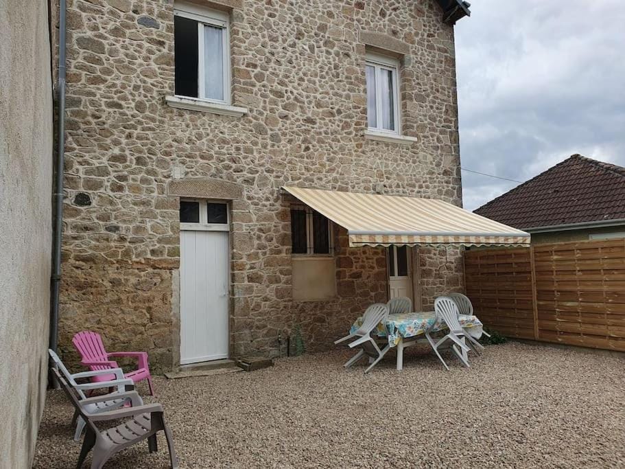 Gîte de l'ancienne gare House in Nouvelle-Aquitaine