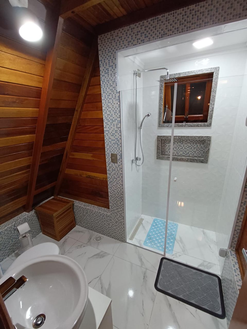 Shower, Bathroom