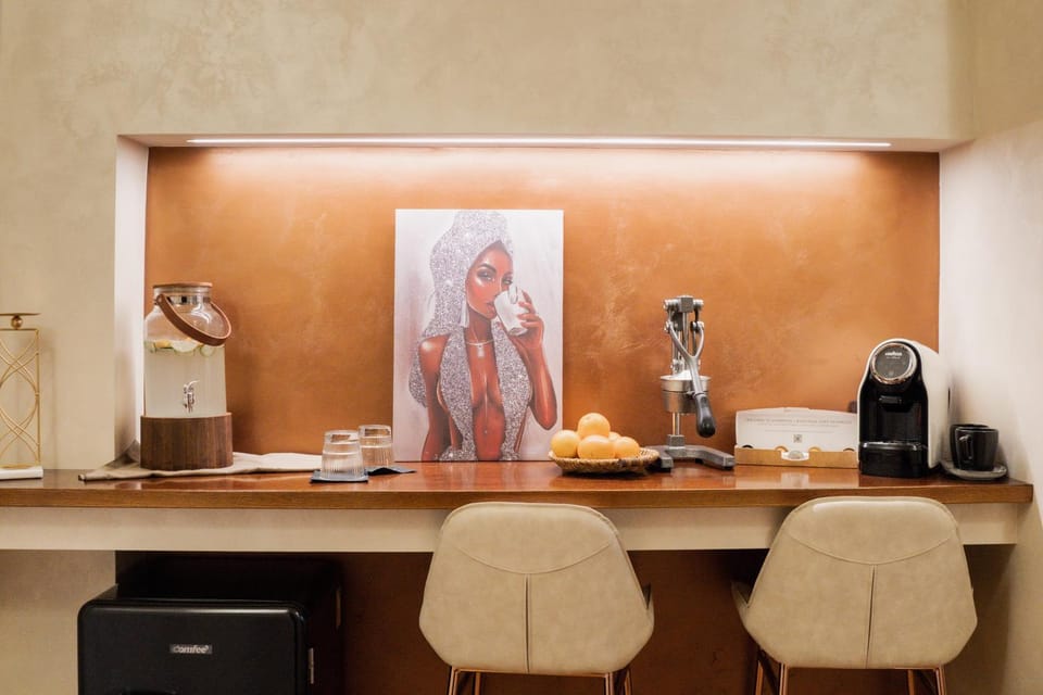 Coffee/tea facilities, VIP