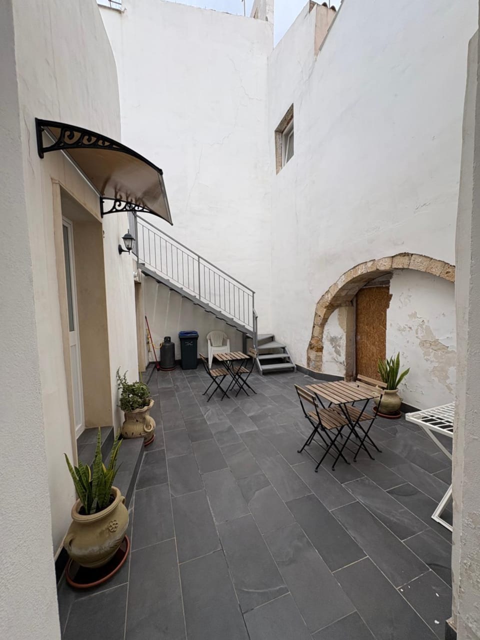 Inner courtyard view