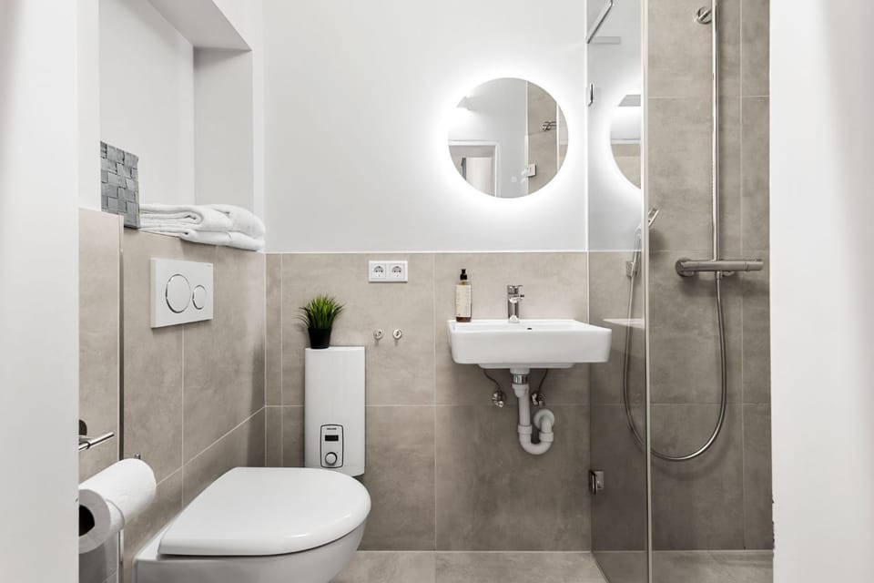 Shower, Toilet, Bathroom