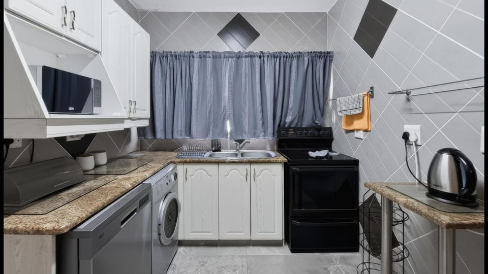 Libra 6 Apartment in Margate