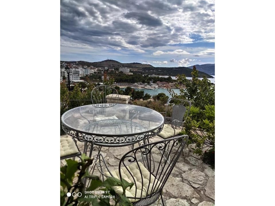 Patio, Balcony/Terrace