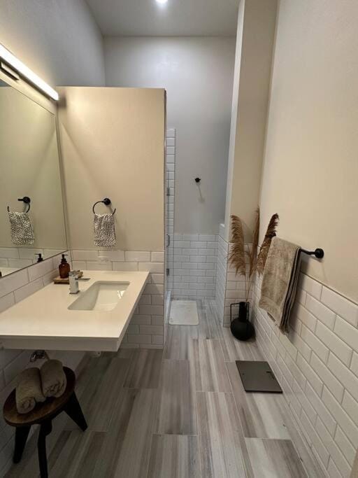Shower, Bathroom