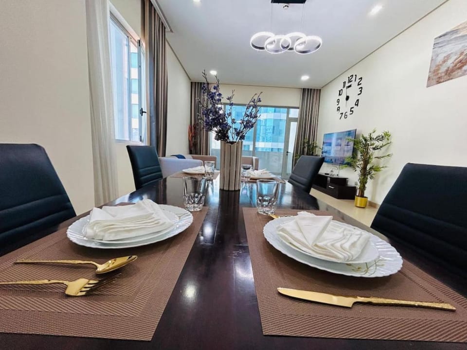 Aspire Tower - Breezy Two Bedroom in Juffair Apartment hotel in Manama