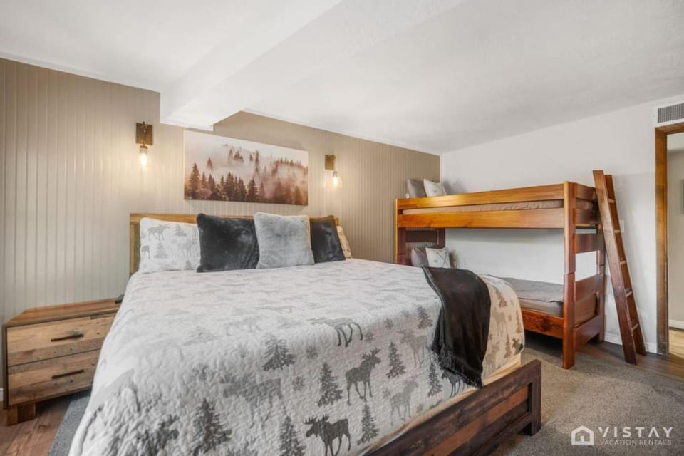 Timbernest 1A - Cozy n Convenient Mountain Condo Apartment in Brian Head