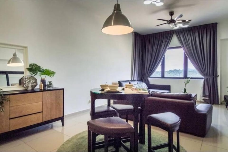 Relax Suite Encorp Residence -Alpha IVF-Mall Apartment in Petaling Jaya