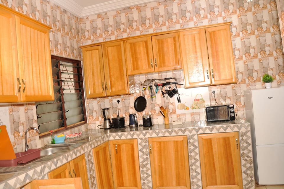 Kitchen or kitchenette, kitchen, kitchen