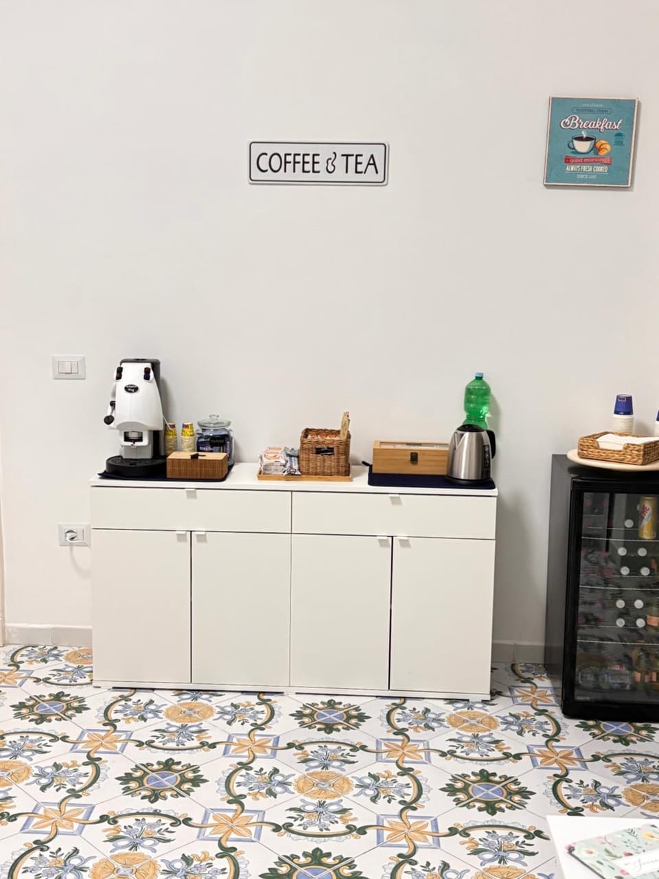 Coffee/tea facilities