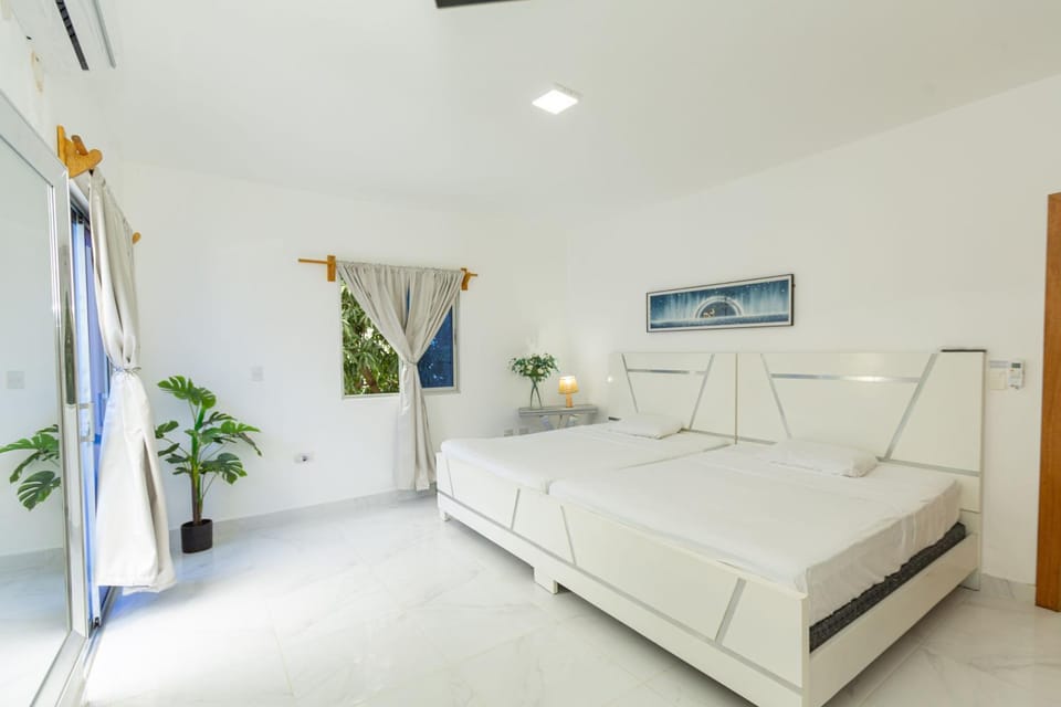 Crown ll-3 Bedrooms-Pool-Close to everything! Apartment in Puerto Plata