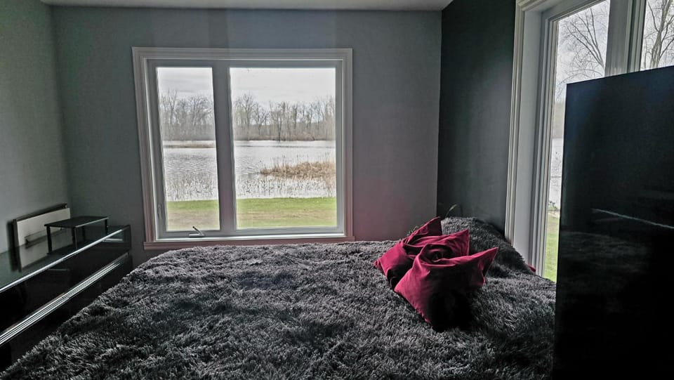 Bed, View (from property/room), Bedroom, Lake view, wardrobe