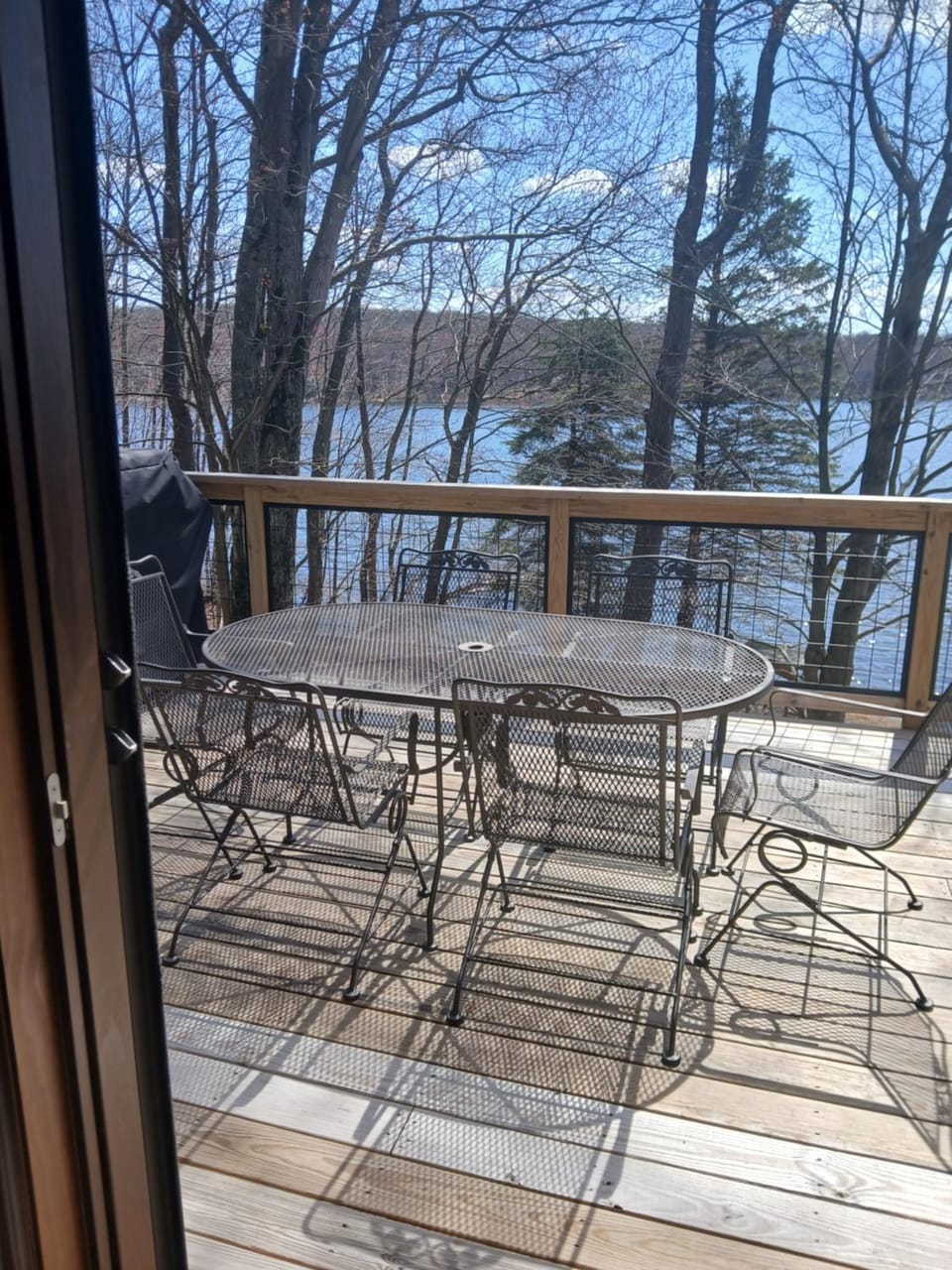 Patio, Lake view