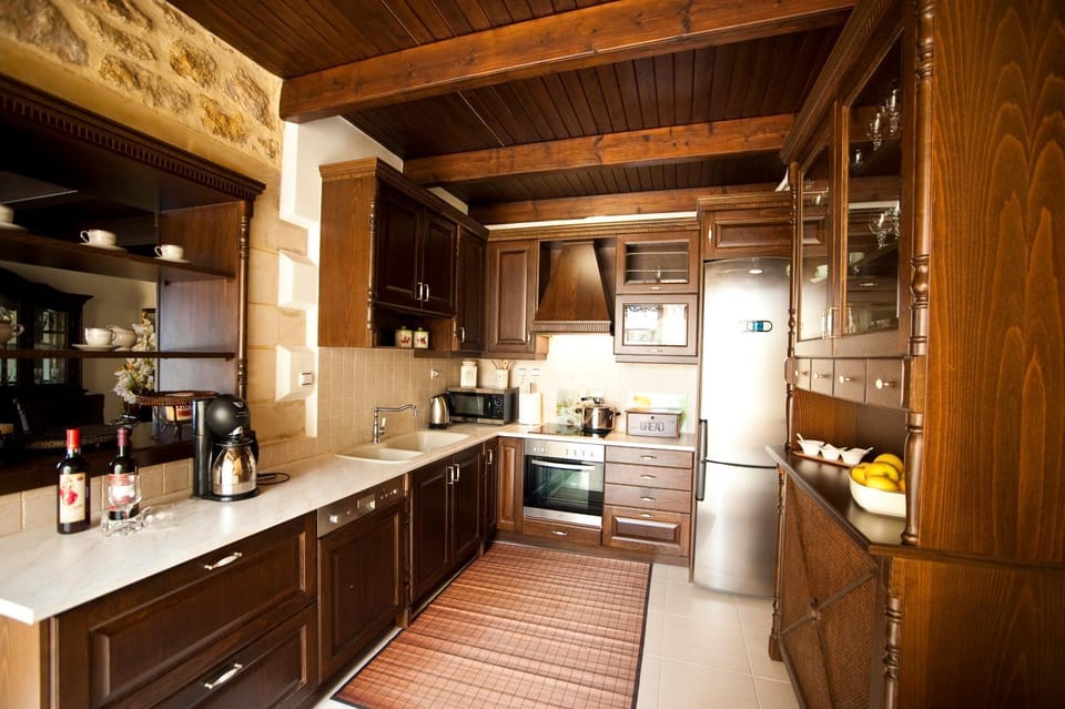 Kitchen or kitchenette, On site