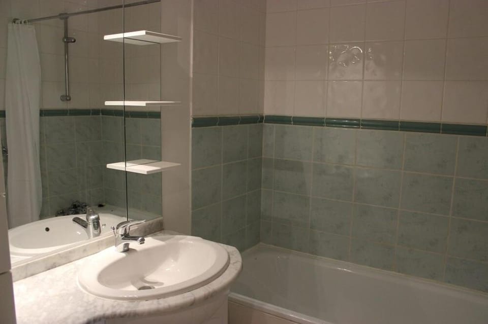 Résidence Olympic - AU COEUR DU QUARTIER CALME DU SLALOM 2 PIECES POUR 4 PERSONNES OLYMPIC MAE-7609 Apartment in Les Allues