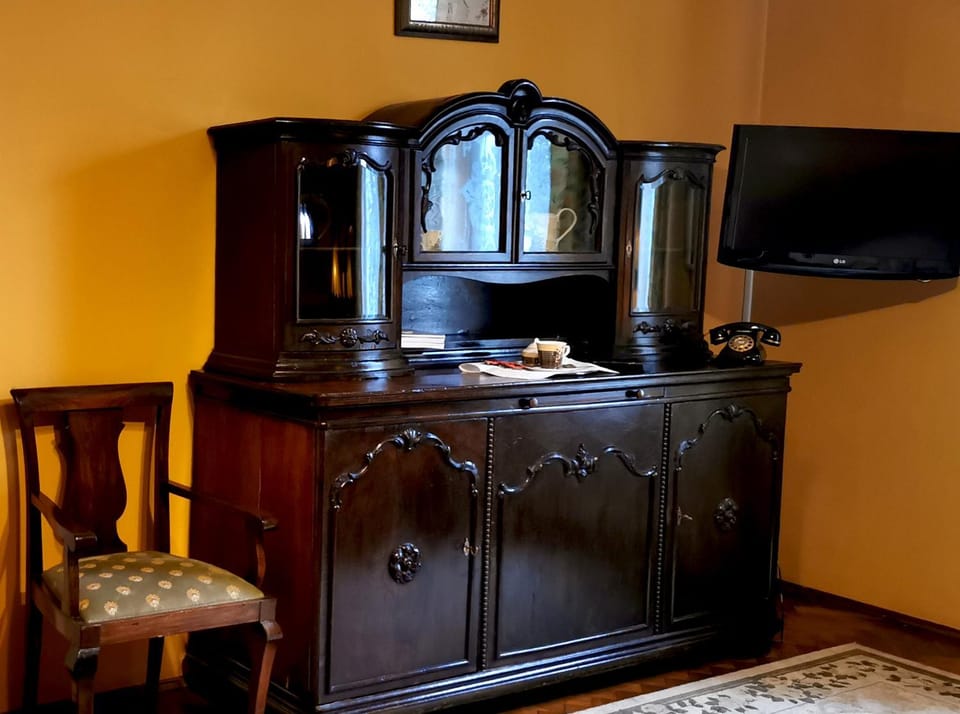 Coffee/tea facilities, Living room