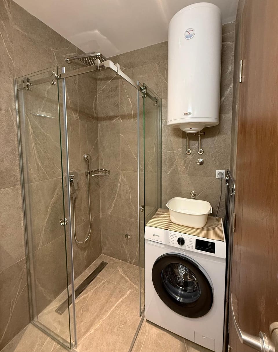 Shower, Bathroom, washing machine