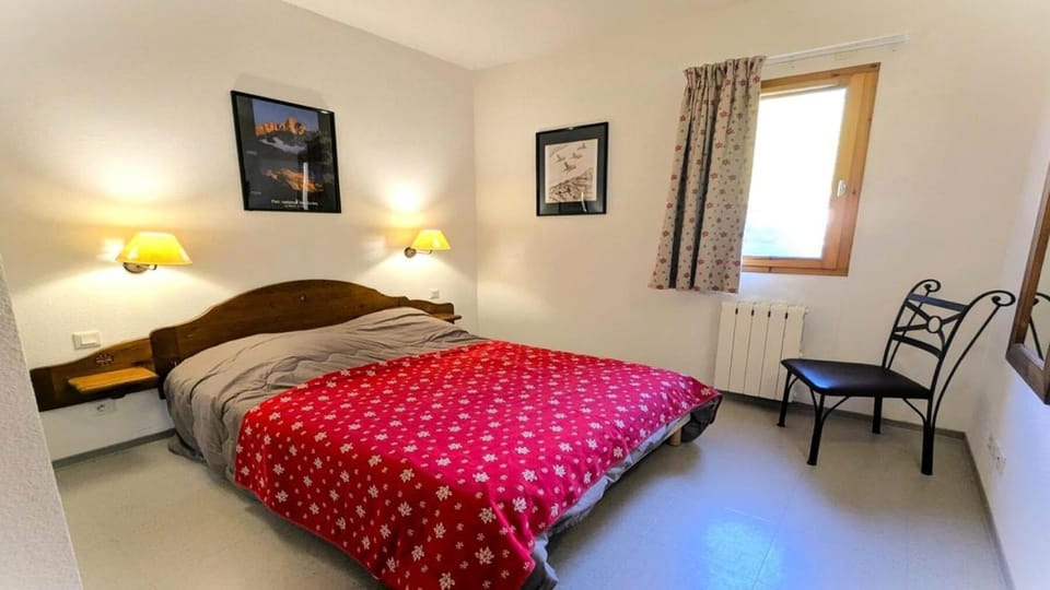 Bed, Bedroom, furniture