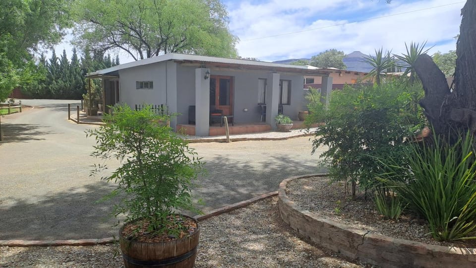 Property building, Garden