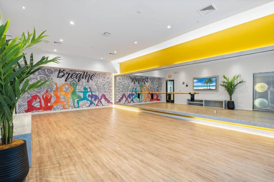 Jersey City's Best Enjoy Our Deluxe 1 Bedroom Condo Only 25 Minutes to NYC Apartment in Kearny