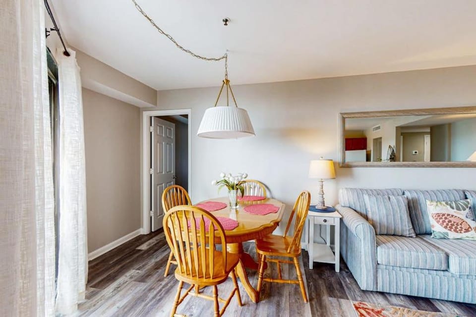 Renaissance Tower 816C Apartment in Ocean Lakes