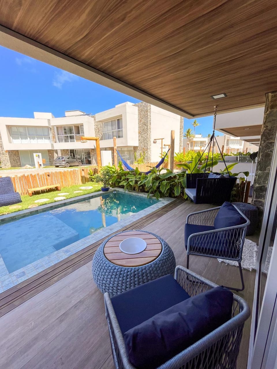 Balcony/Terrace, Pool view, Swimming pool, sunbed