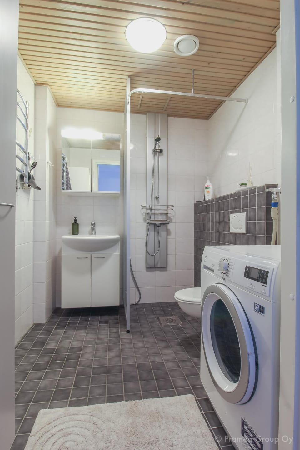 Shower, Bathroom, washing machine