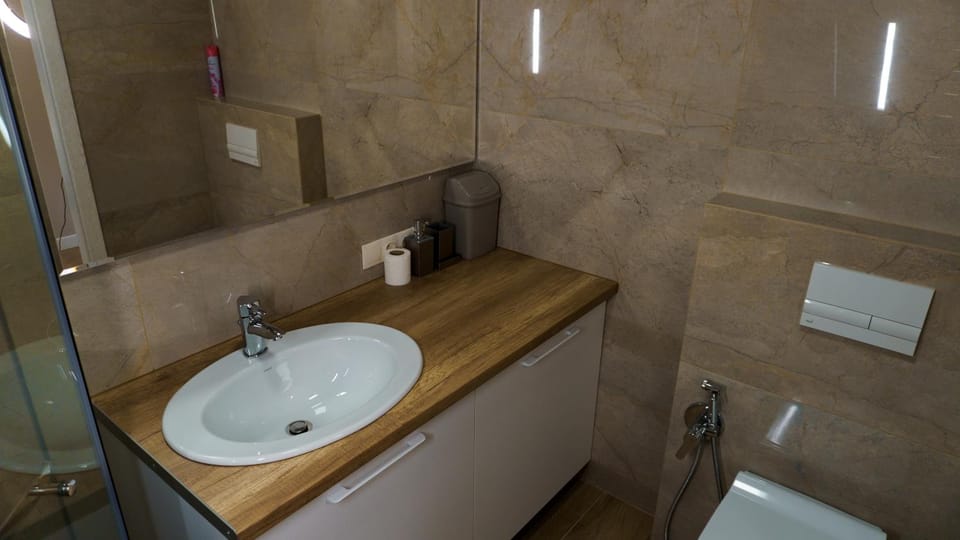 Coliseum Studio C Apartment in Chișinău