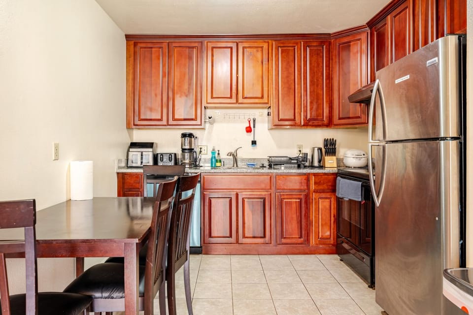 Dining area, Breakfast, kitchen