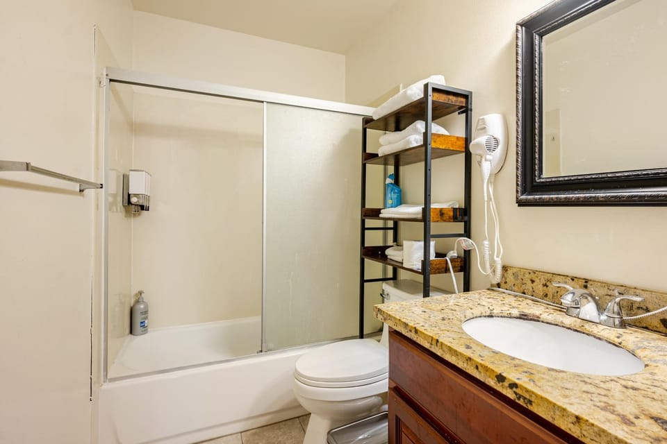 Bathroom, Bath