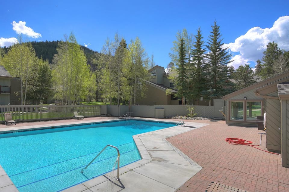 Flying Dutchman 1110 by SummitCove Lodging in Colorado House in Keystone