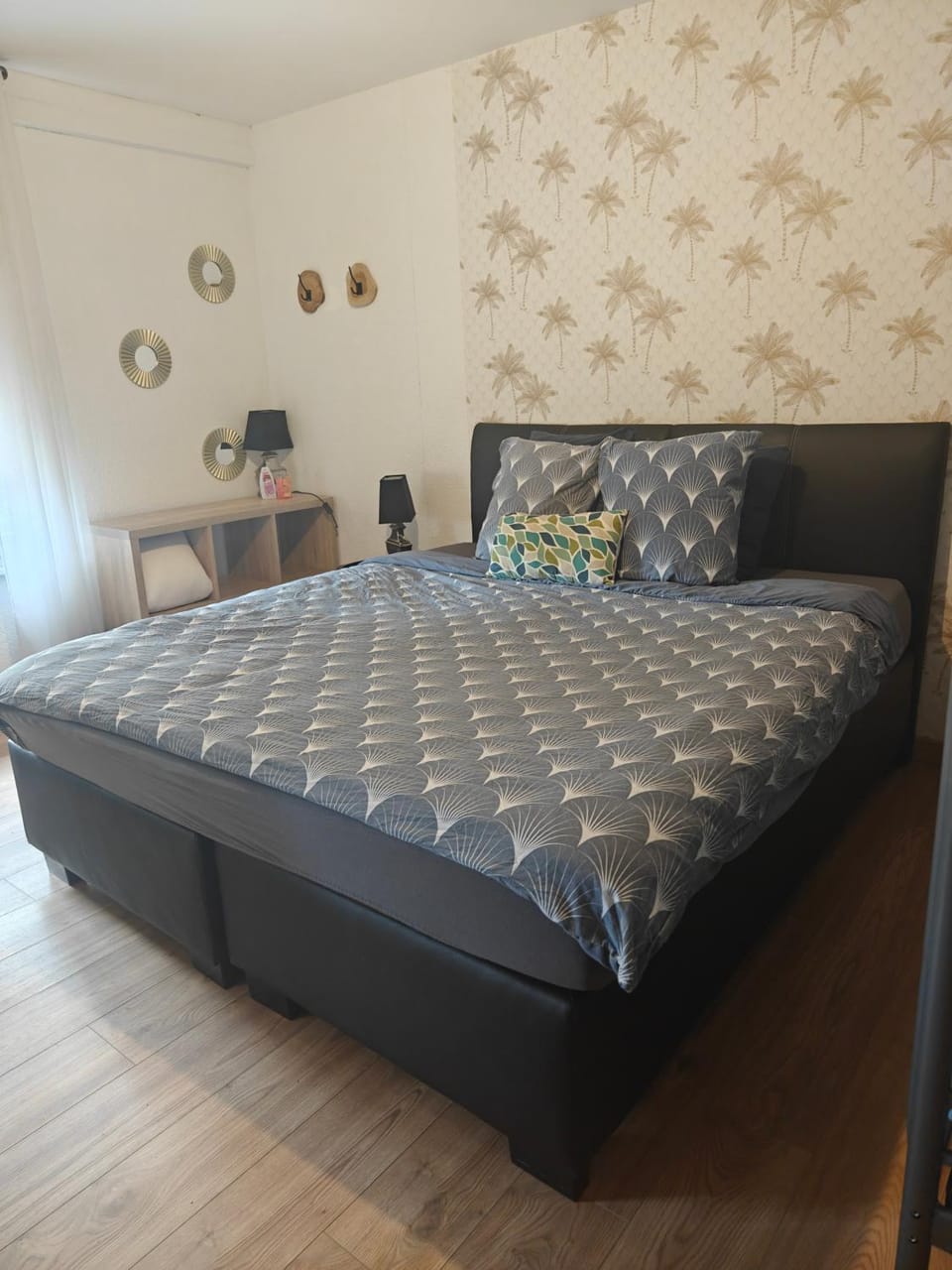 Auberge du manala chambre 4 personnes 24-24 Hostel in Saint-Louis