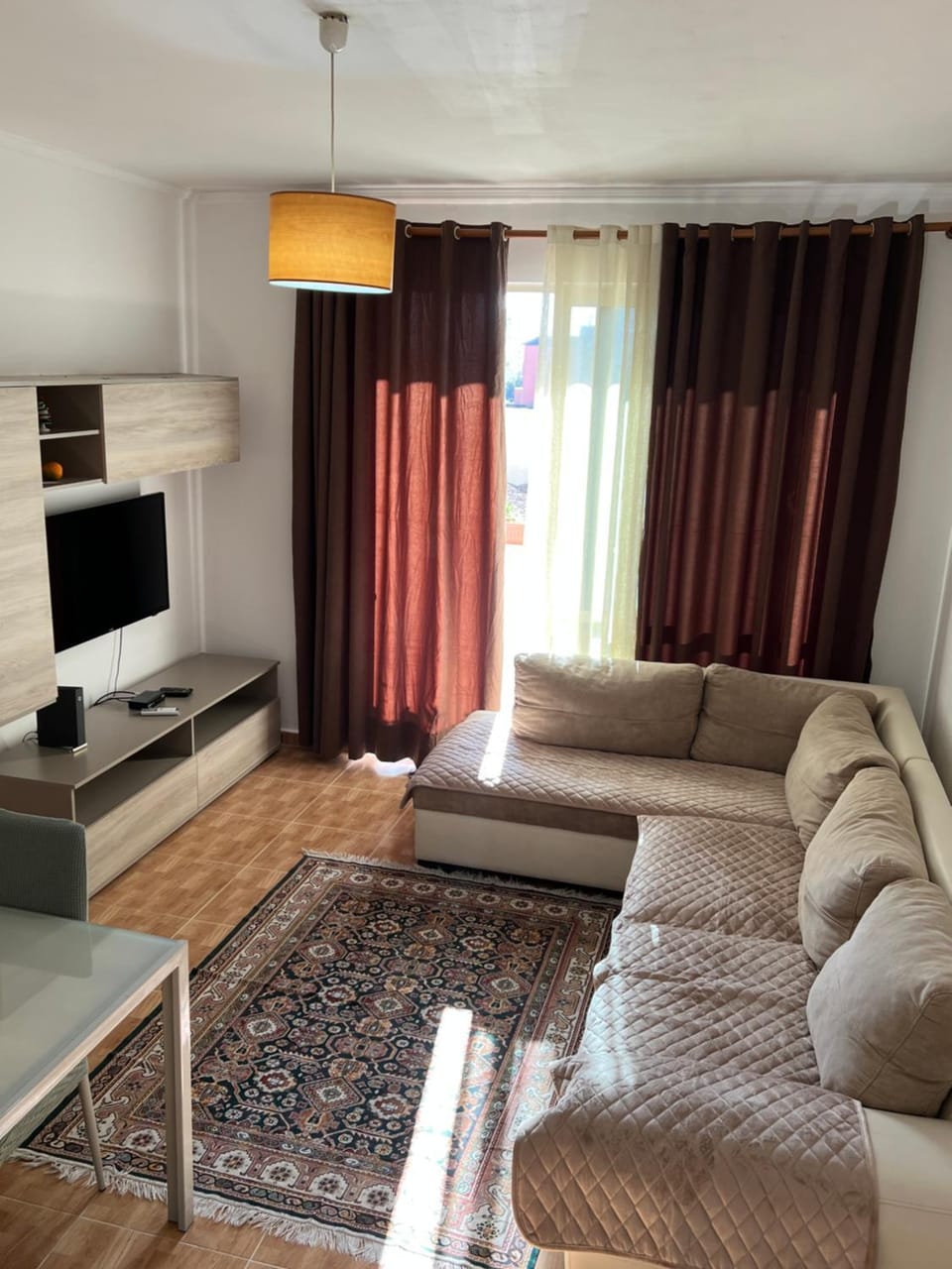 Living room, Seating area, Evening entertainment
