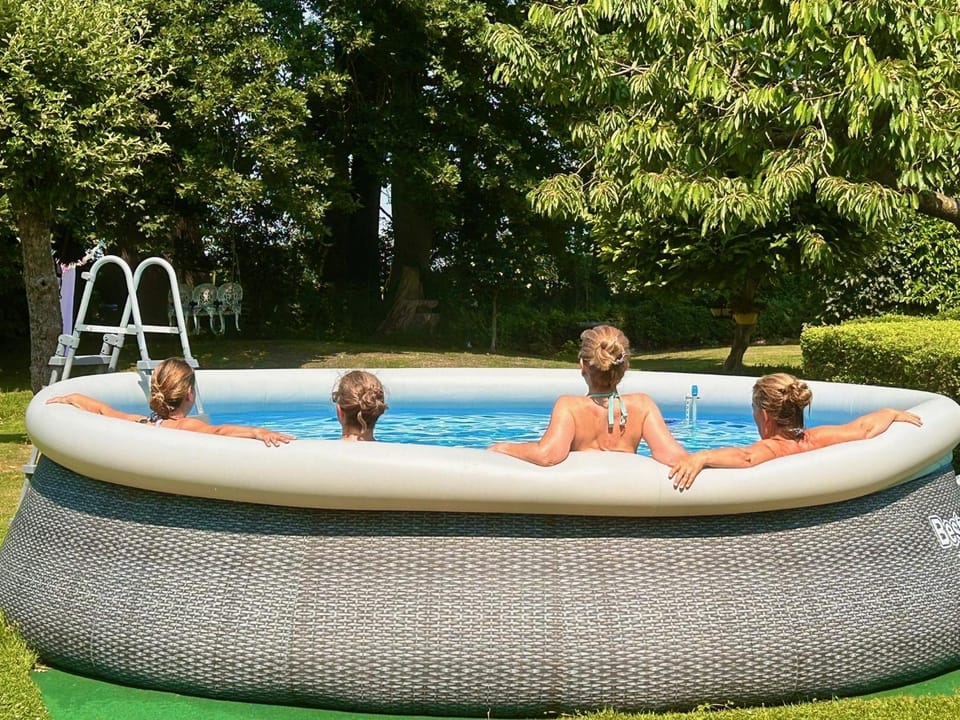 Altes Landhaus Oste, Pool, Strand & Meer, GeZeitenWandel, Haus mit 3 Wohnungen & Kamin House in Lower Saxony, Germany