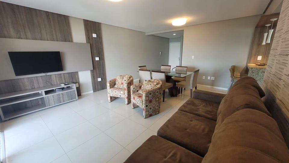 B164 - Apto na praia da Lagoinha para Alugar Apartment in Bombinhas