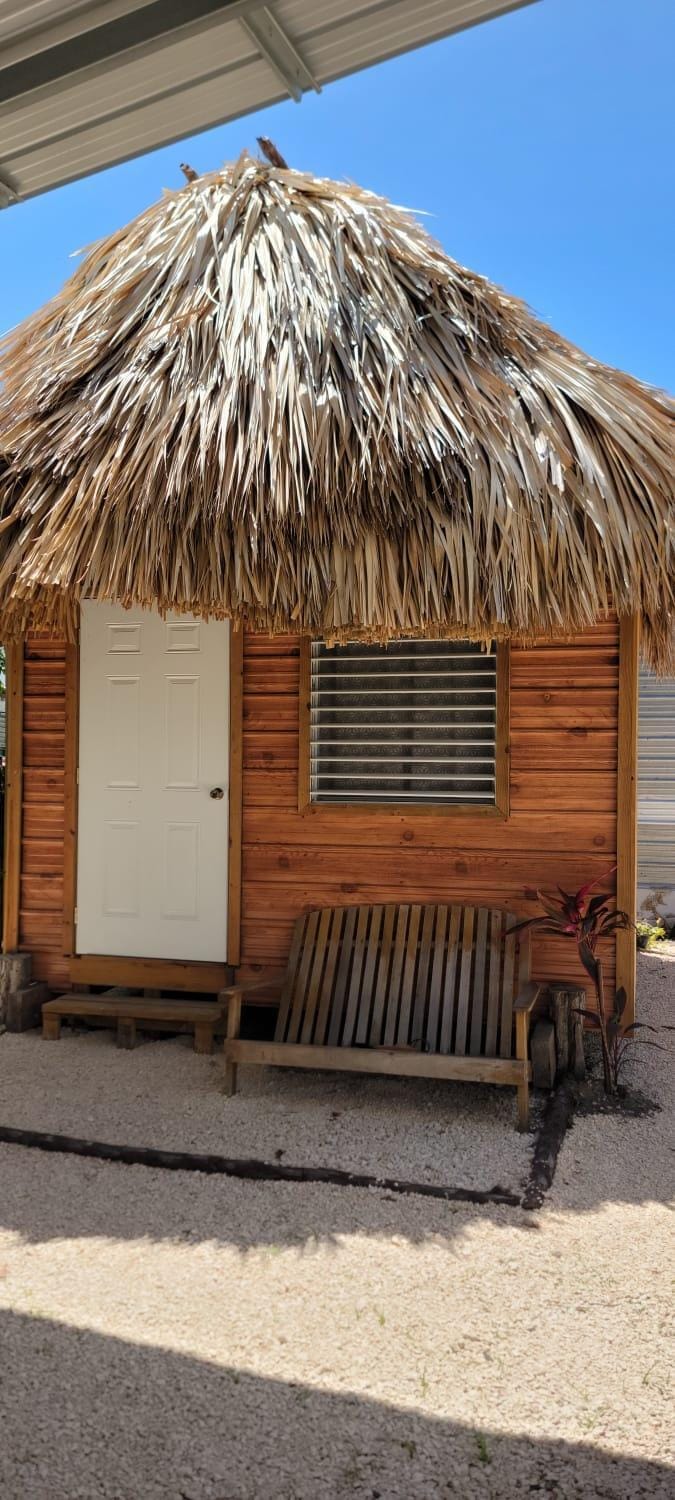 Belize Maya Cabaña Inn in Belize City