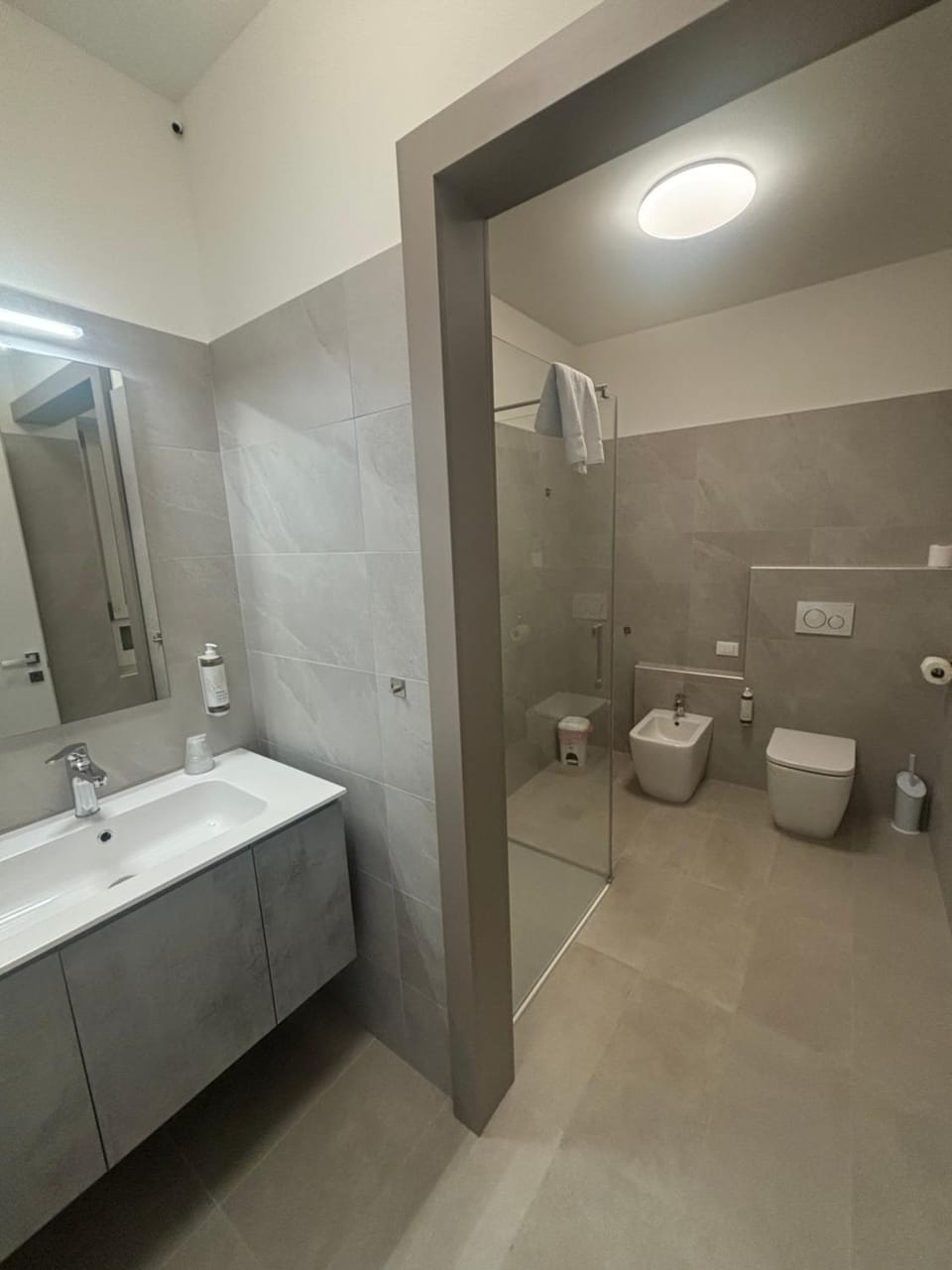 Shower, Toilet, Bathroom, bidet