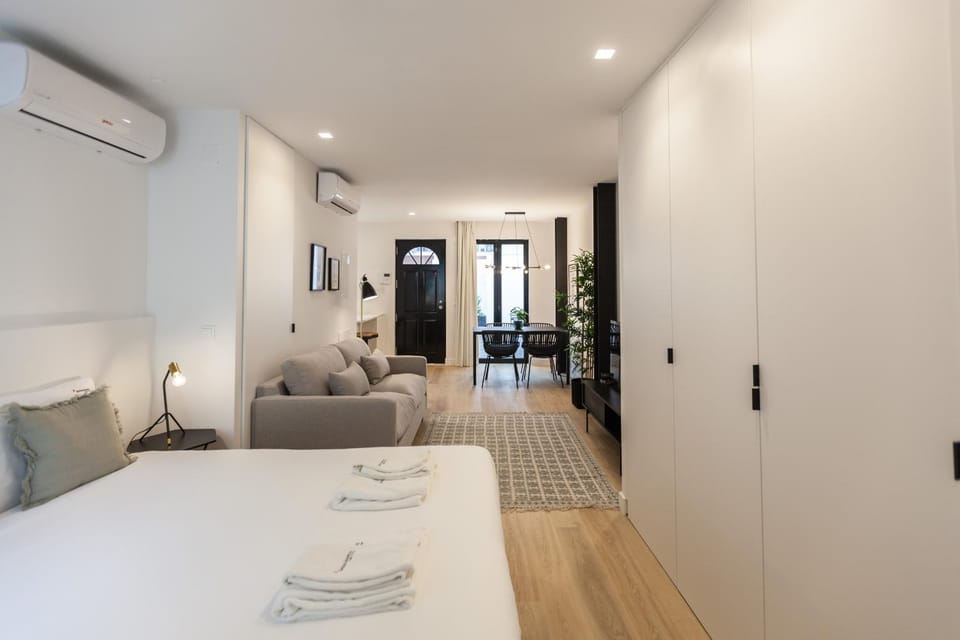 FLH Alameda Studio lll Apartment in Lisbon
