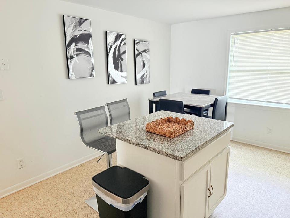 Entertainment, Entertainment