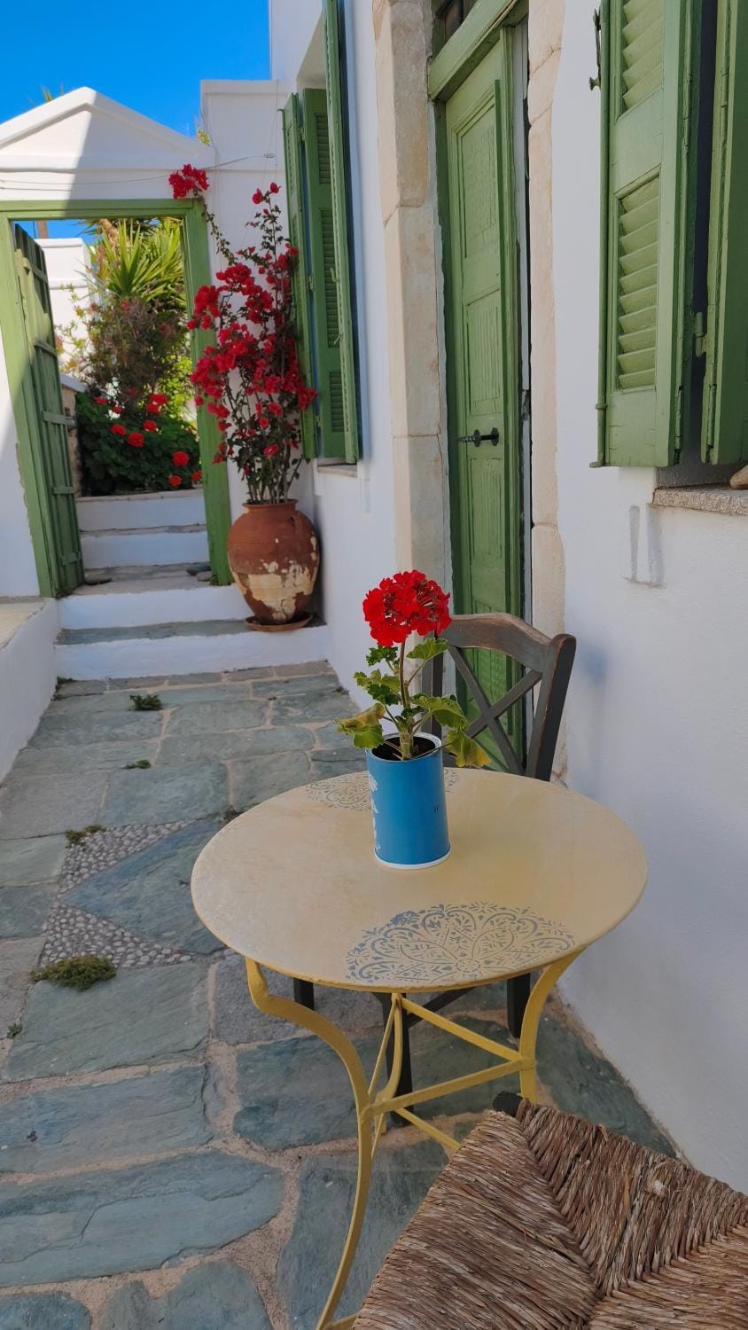 Matsas Mansions House in Folegandros Municipality