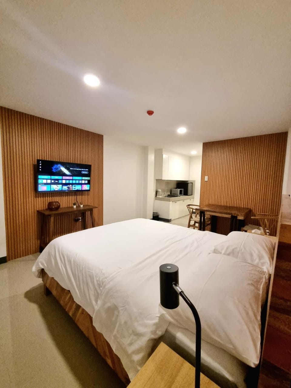 Photo of the whole room