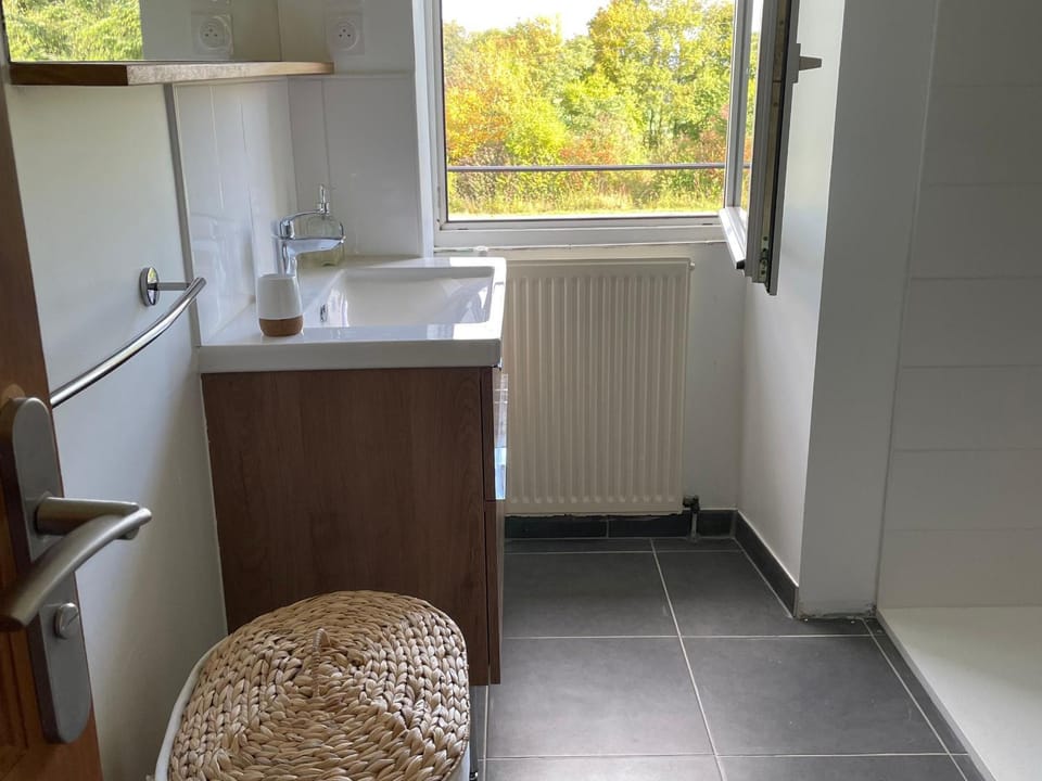 Gîte écologique familial en campagne, idéal pour sports et nature - FR-1-410-452 House in Pays de la Loire