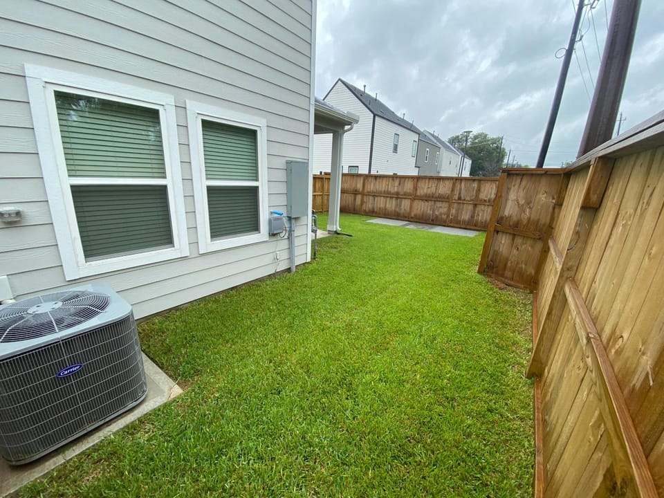 Hidden Gem - Gated Community & Garage Parking Vacation rental in Harris County