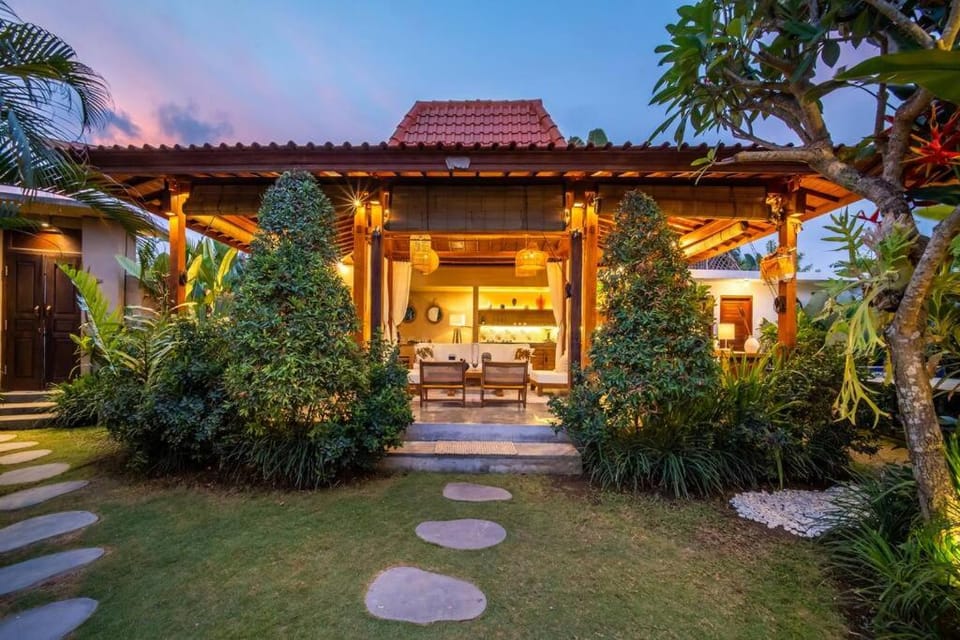 Property building, Patio, Garden, Garden view