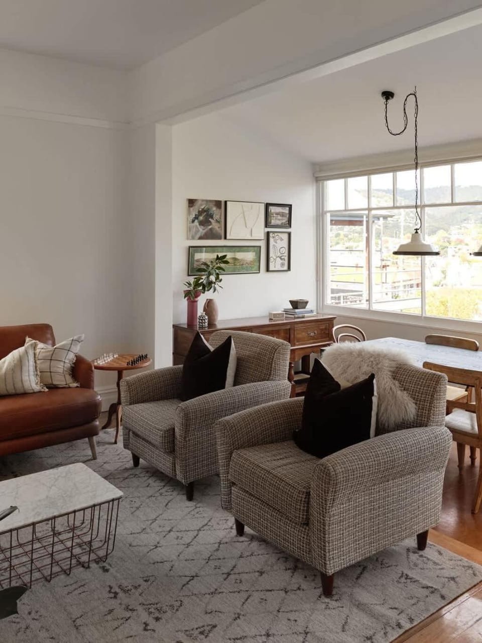 Living room, Seating area