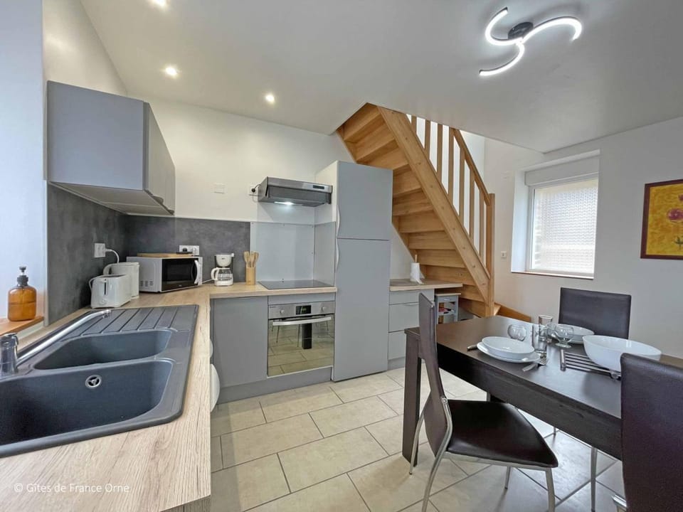 Gîte lumineux avec jardin, animaux acceptés, WiFi - FR-1-497-225 House in Normandy