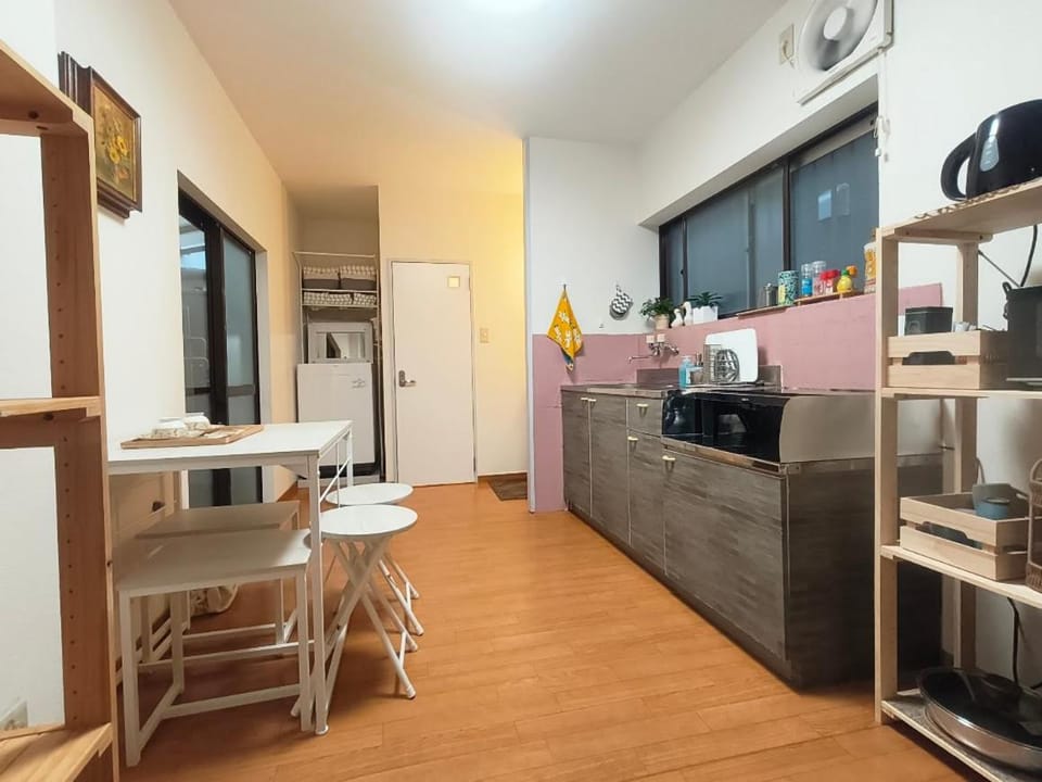 Communal kitchen, kitchen