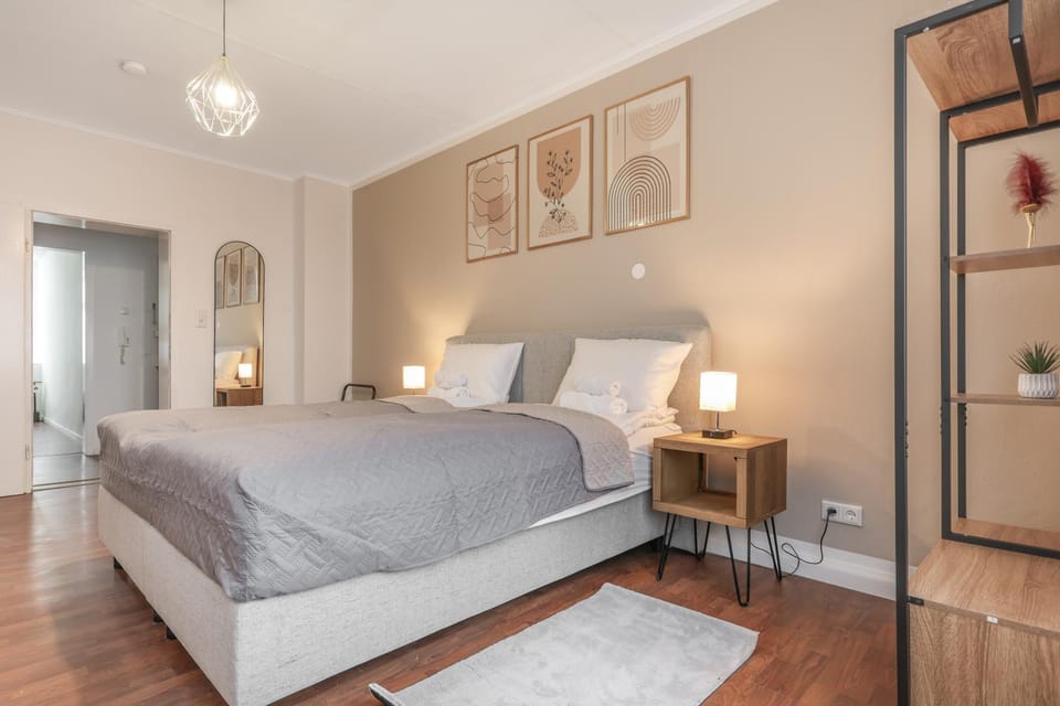 Bed, Bedroom