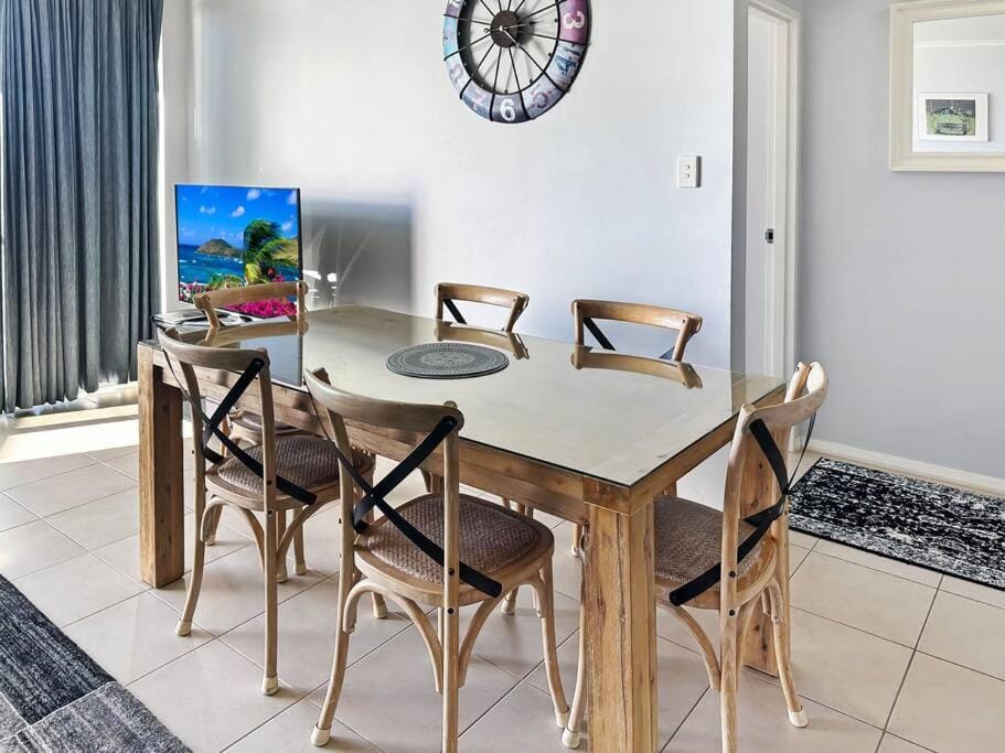 Unit 29 - Avoca Palms Resort Apartment in Cape Three Points Road