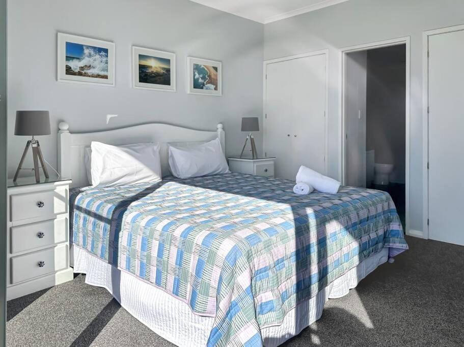 Unit 29 - Avoca Palms Resort Apartment in Cape Three Points Road